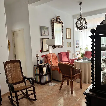 Lovely 2 Bedroom In The Heart Of * Málaga